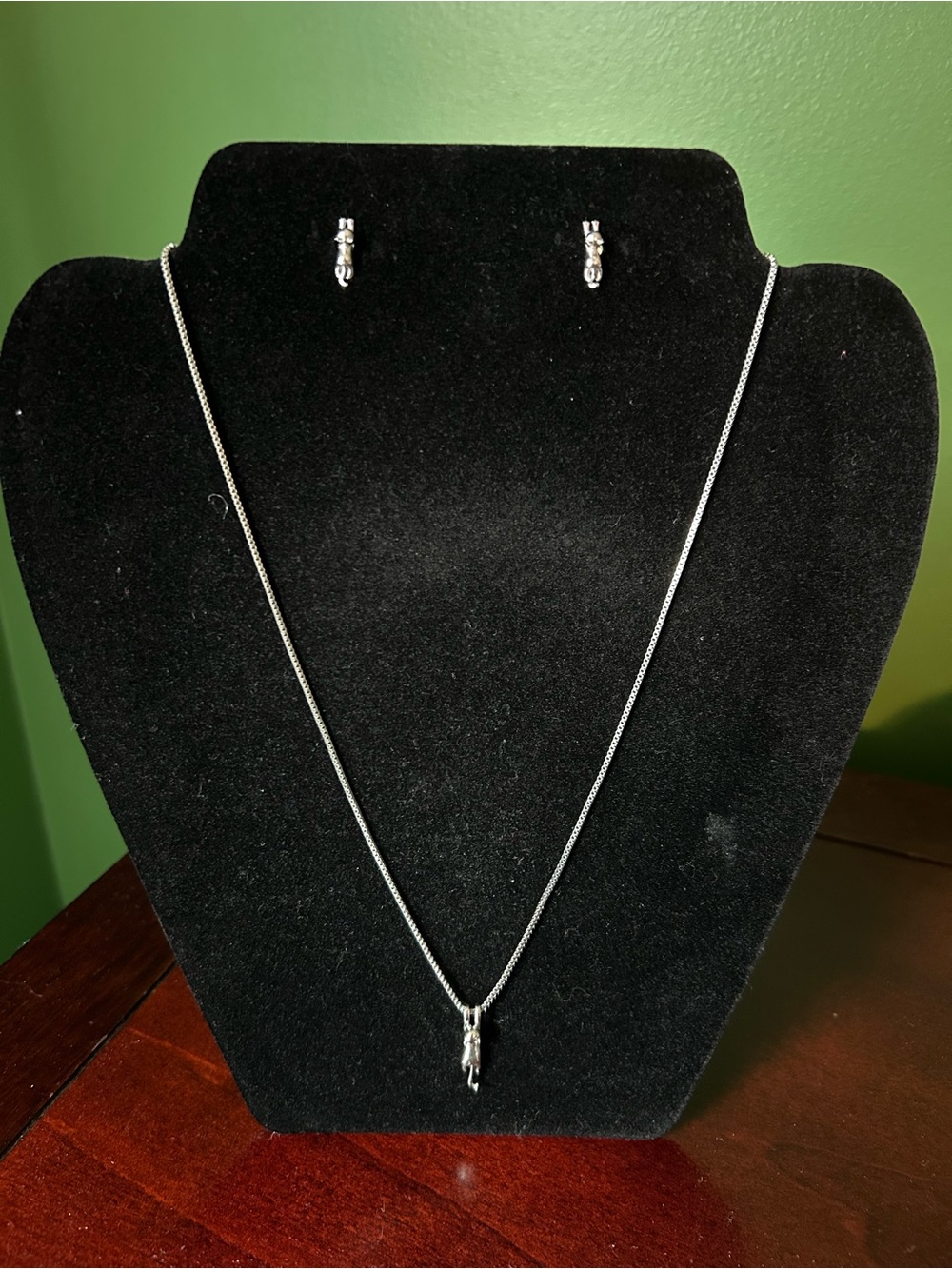 Hanging Cat Pendant Necklace with Matching Earrings - Silver